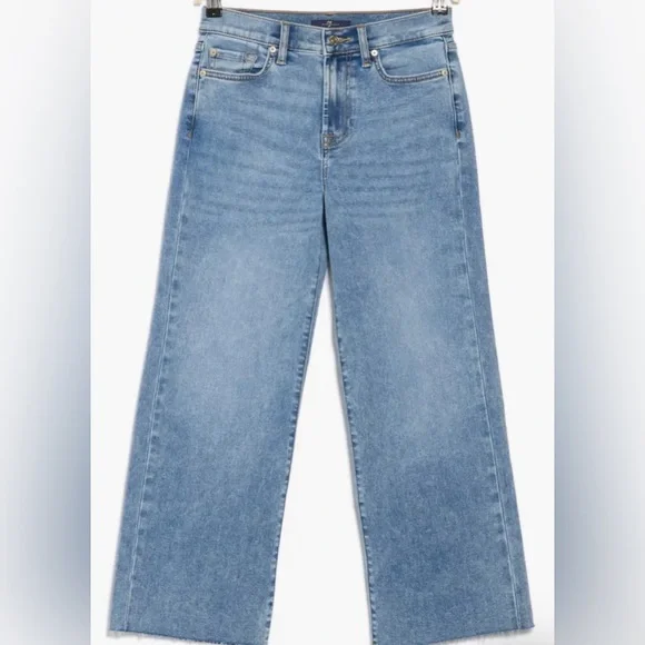 COPY - 7 For All Mankind Cropped Alexa Denim. Size 24. Excellent condition! - Picture 3 of 9